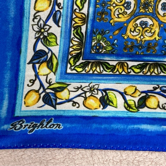 Vintage Brighton Silk 18” Square Women’s Scarf Blue/Yellow Lemon Italian Med - Picture 3 of 8